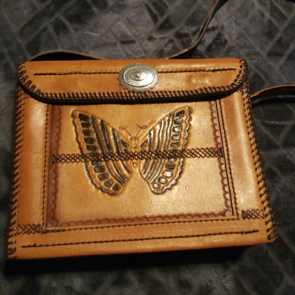 Tandy Leather box hand-stitched purse